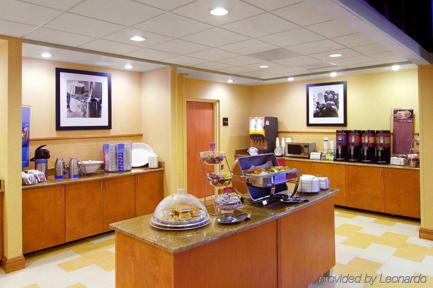 Hampton Inn Petersburg - Southpark Mall Colonial Heights Eksteriør billede
