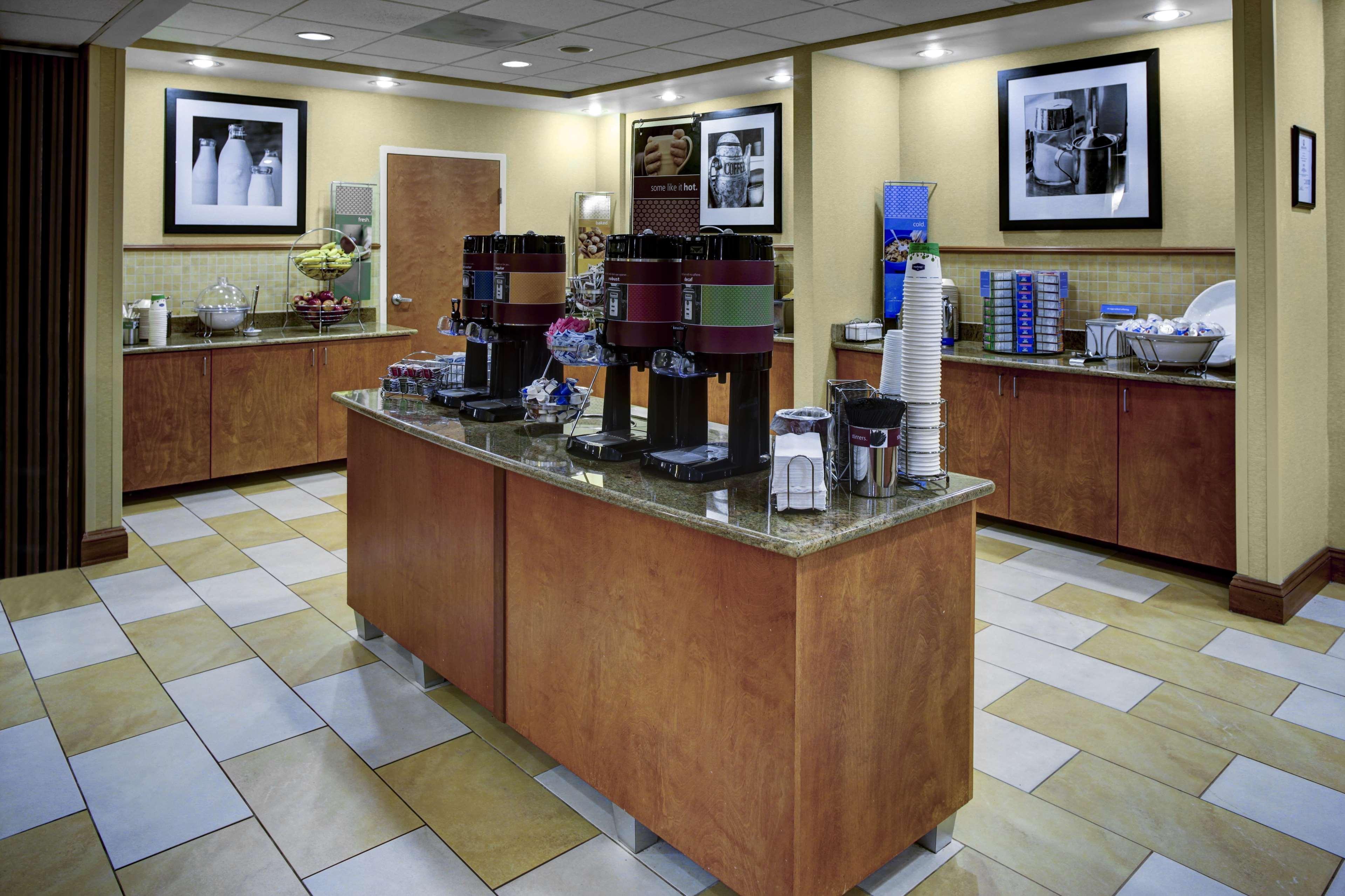 Hampton Inn Petersburg - Southpark Mall Colonial Heights Eksteriør billede