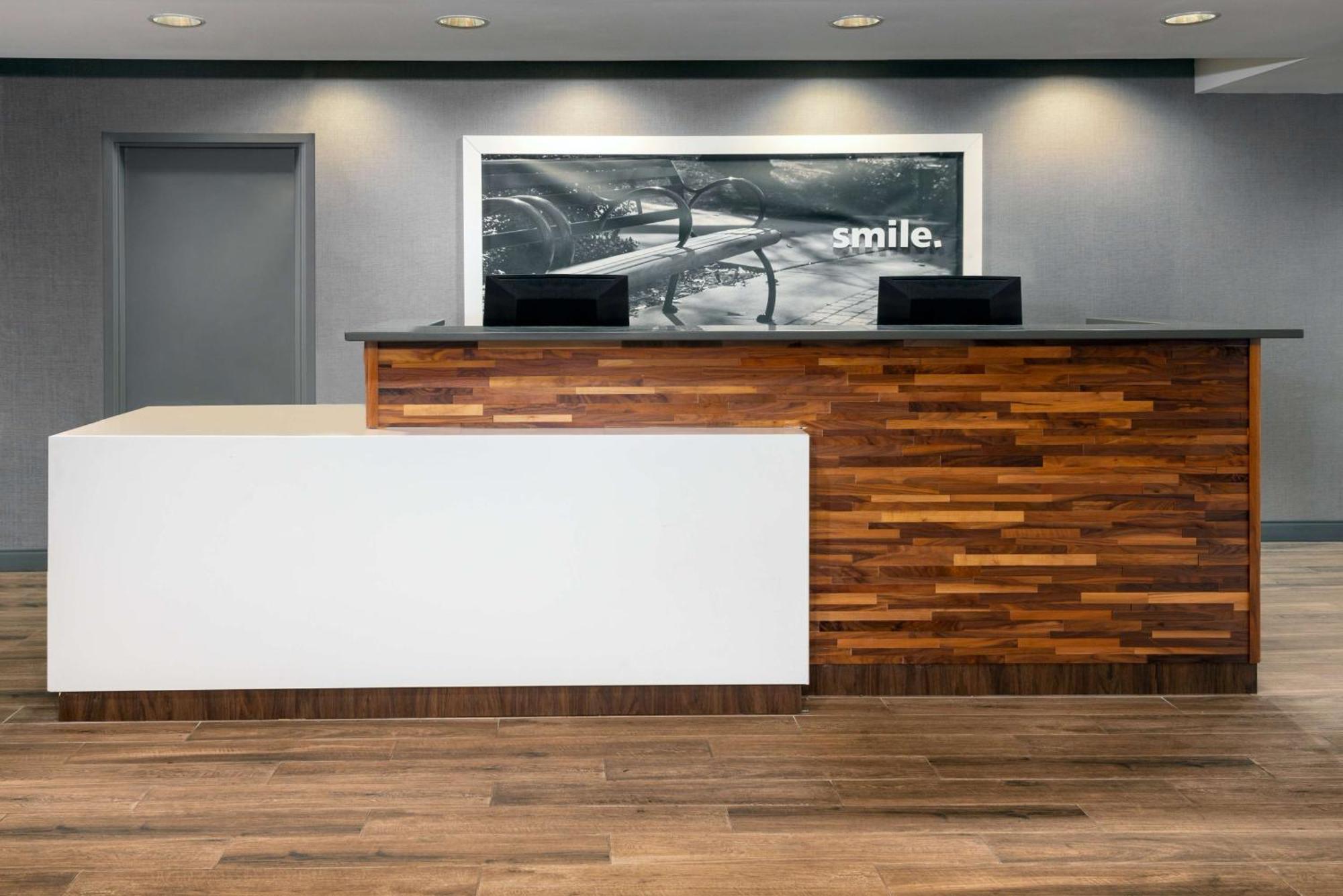 Hampton Inn Petersburg - Southpark Mall Colonial Heights Eksteriør billede